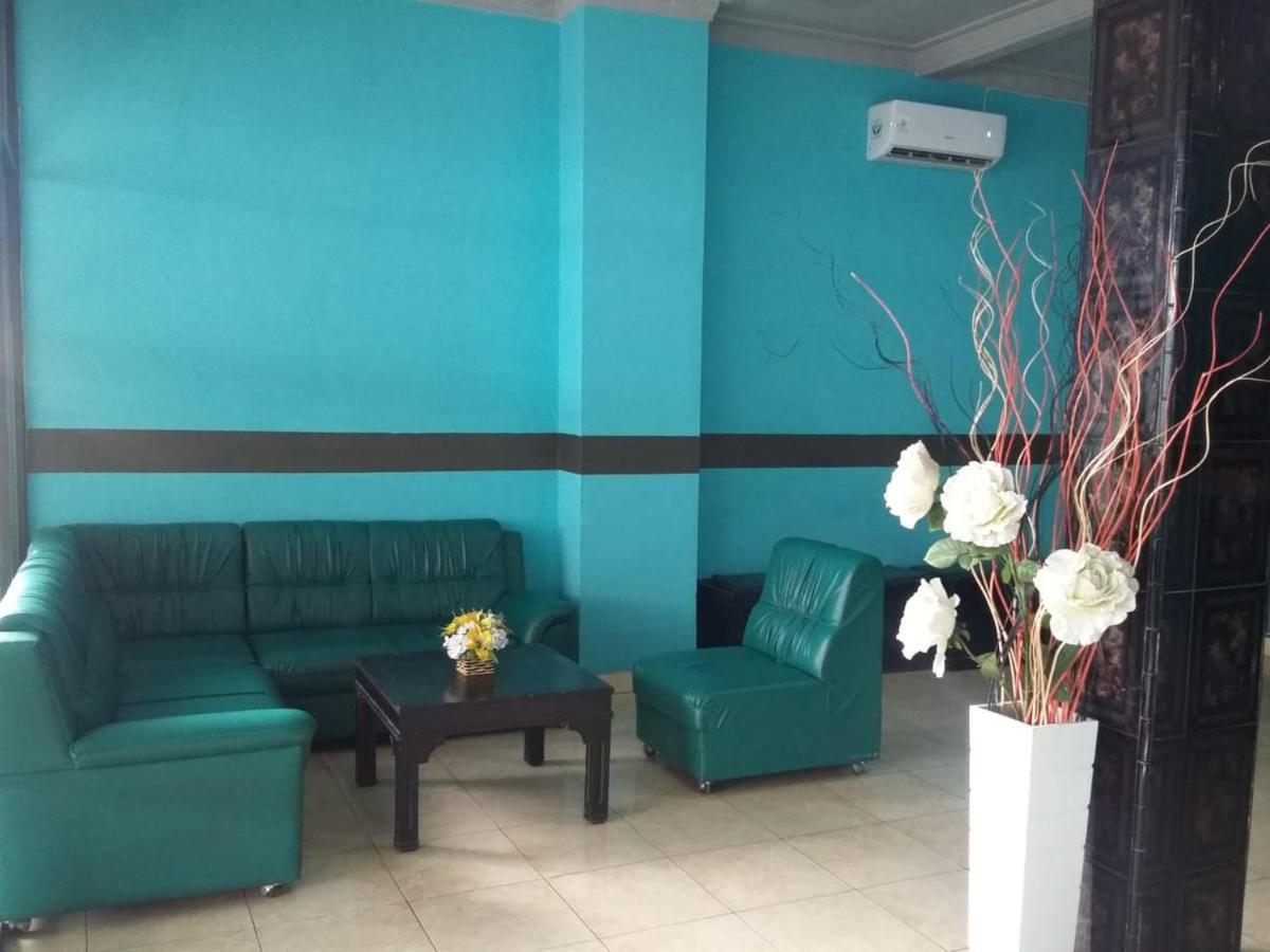 Reddoorz Near Yuki Simpang Raya Mall Medan 2 Exteriér fotografie